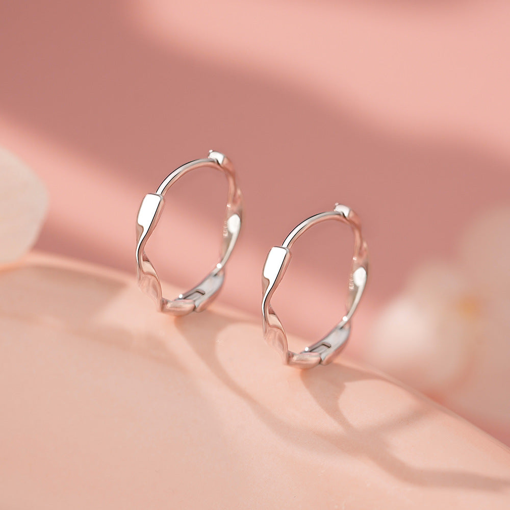 D廠【YC9437E】足銀S999簡約百搭麻花耳扣女小眾設計感輕奢高級感新款耳環
 25.11-4