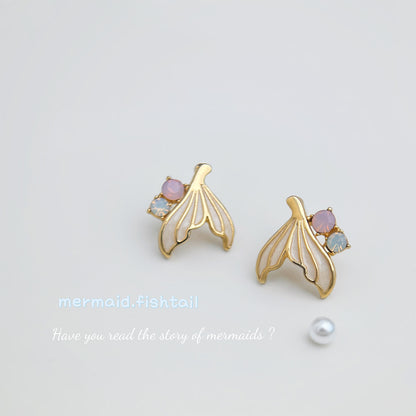 A廠【6226】清新創意魚尾琺瑯滴釉鑽耳環時尚高級感簡約通勤趣味耳飾 25.06-2