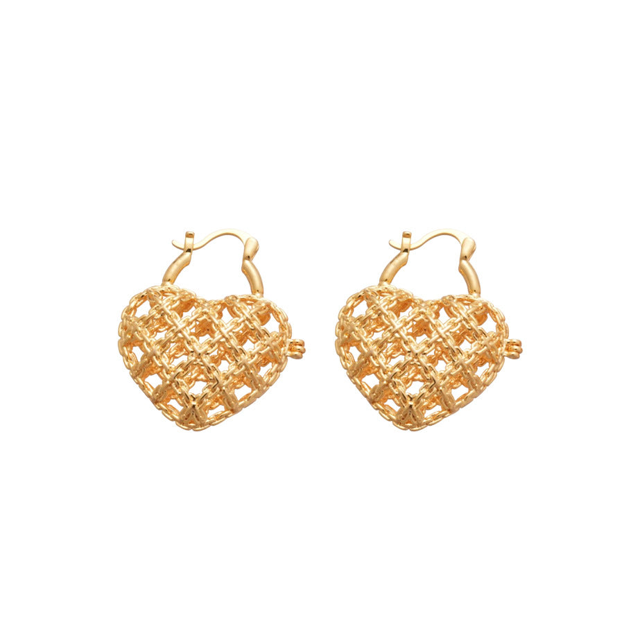 A廠【WE5211】法式復古鏤空金屬愛心扣簡約日常通勤耳環輕奢高級感小眾耳環女
 25.11-2