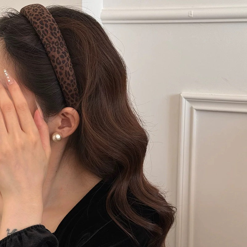 C廠【C304】復古豹紋髮箍韓版新款髮飾女氣質海綿髮捆頭扣甜酷風高顱頂頭箍
 25.11-4「C廠-單筆結帳需滿，NT$500出貨(不含運費)」