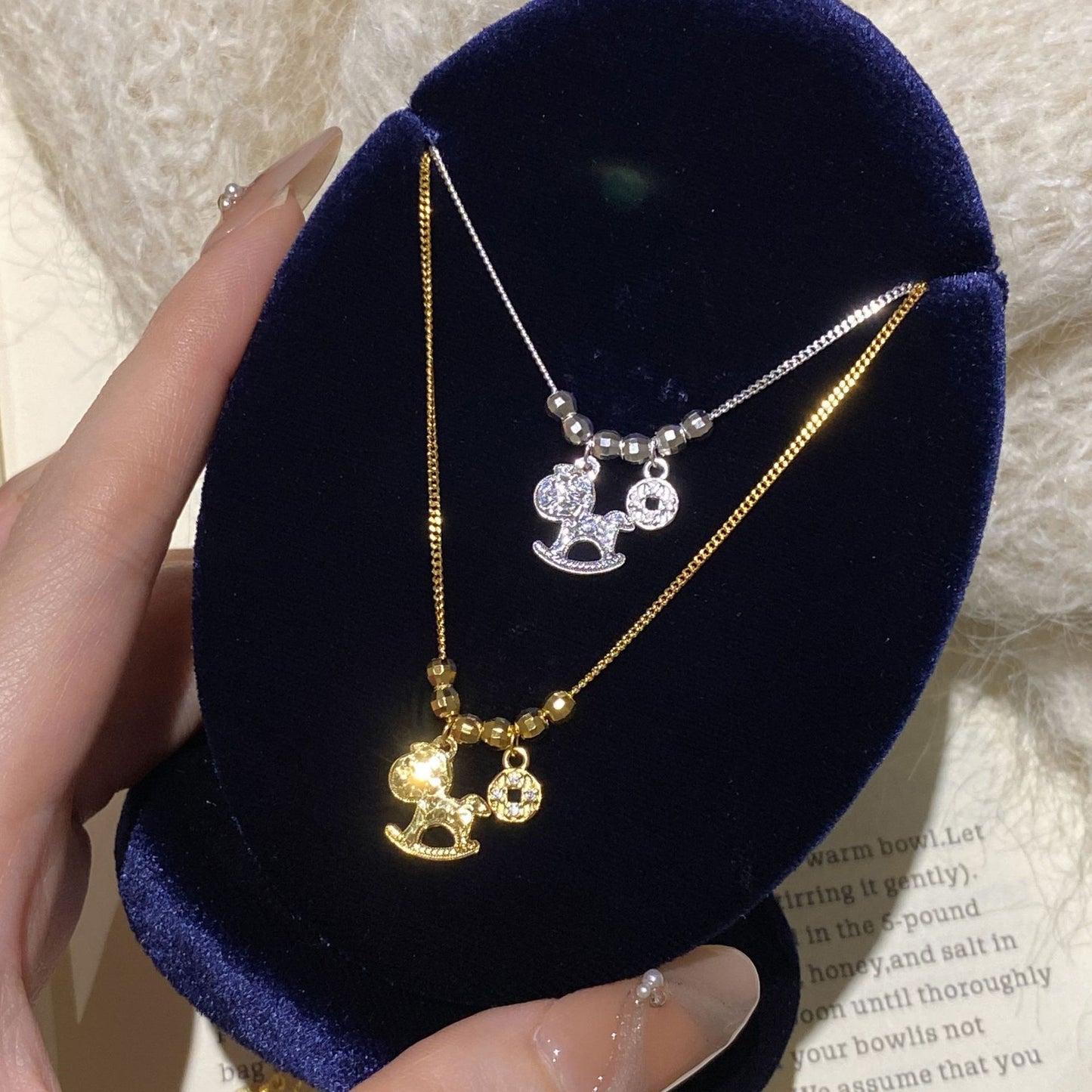 F廠【DQ2243N】S925純銀碎冰冰木馬項鍊女時尚輕奢高級感馬上有錢鎖骨鏈
 25.11-2