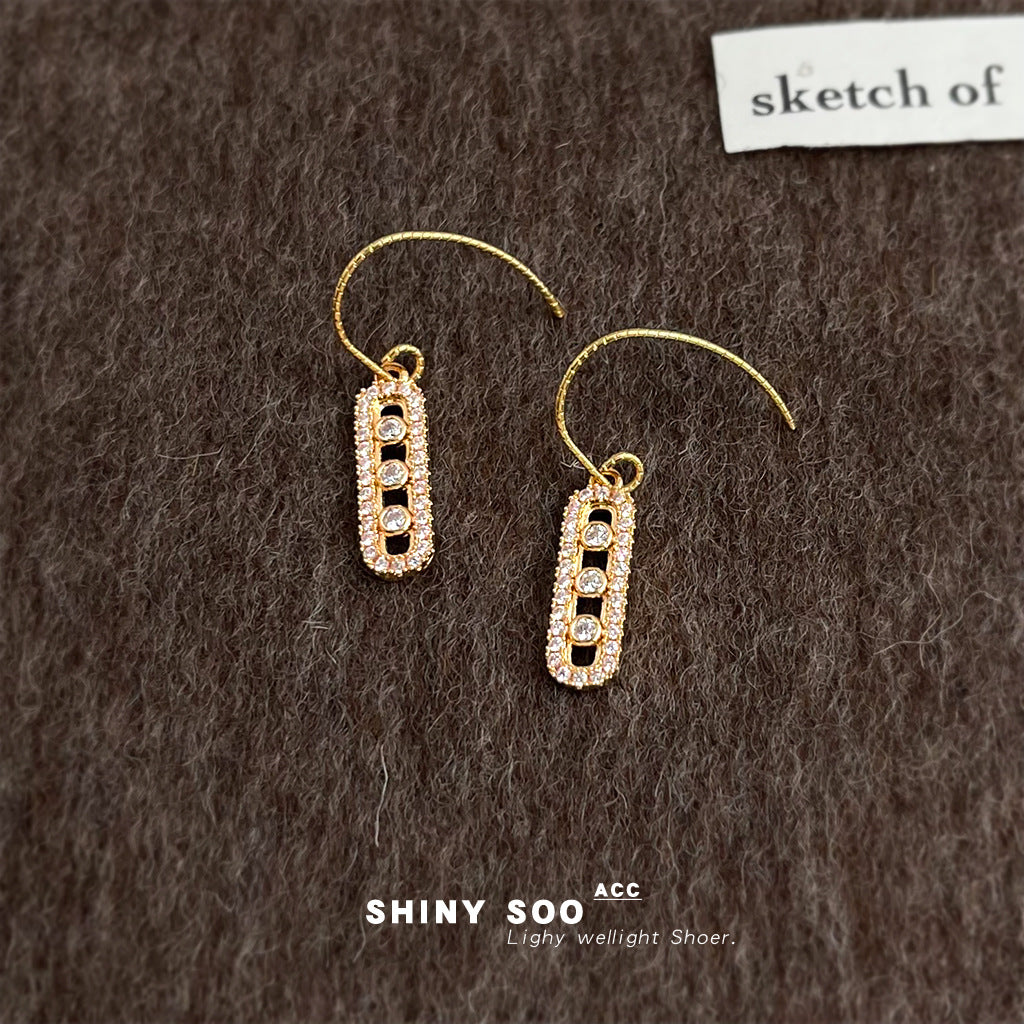 C廠【7076】極簡主義~時尚高級感微鑲鋯石幾何橢圓長條法式新款
 25.11-2