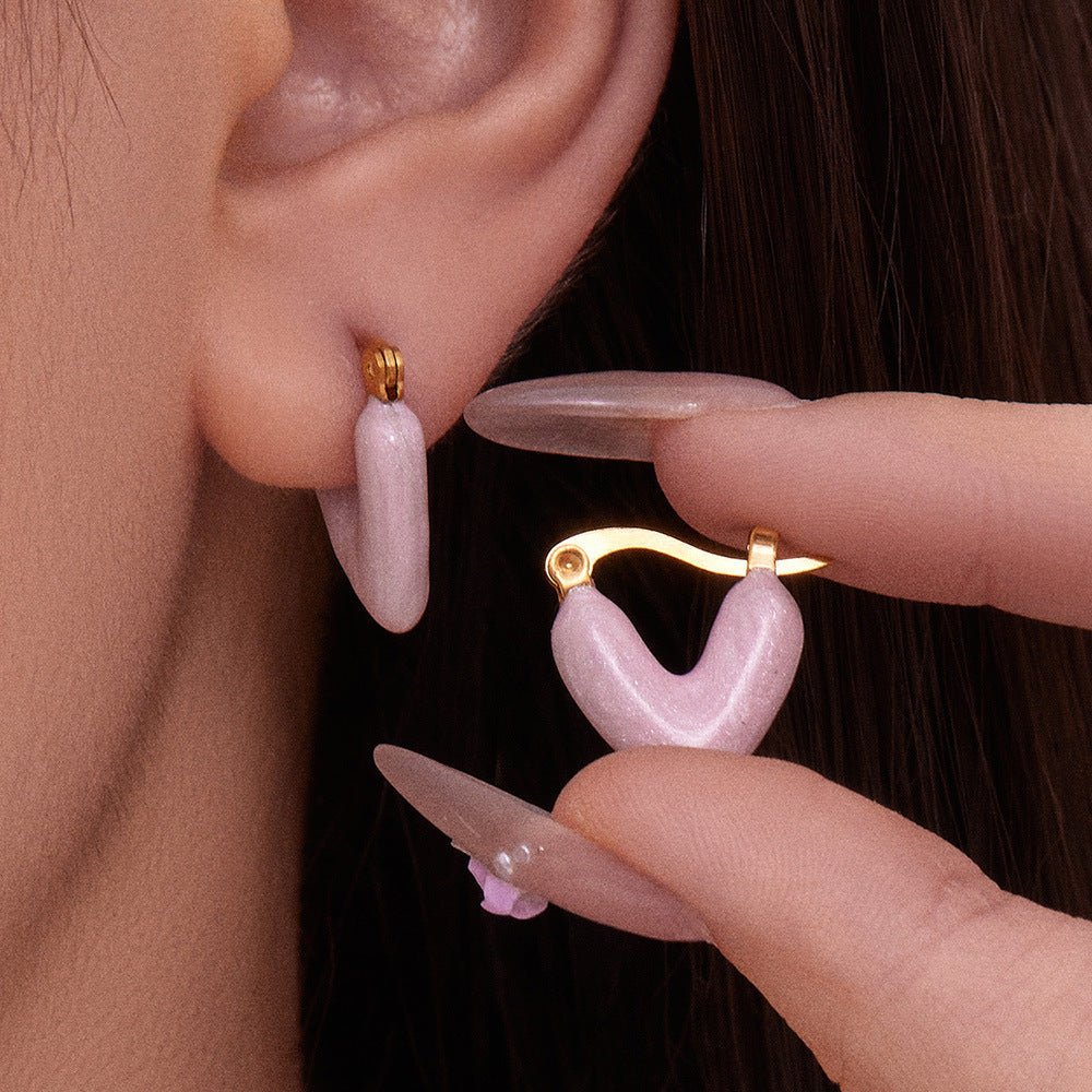 B廠【F924】ins跨境熱銷款不對稱滴油愛心耳環輕奢高質感耳扣鍍18k真金
 25.11-2