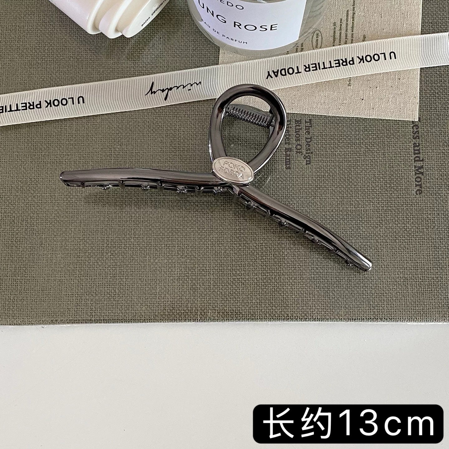 C廠【X193】高品質感字母金屬大號抓夾髮量多通勤百搭冷淡風髮夾鯊魚夾子髮飾
 26.04-5「C廠-單筆結帳需滿，NT$500出貨(不含運費)」