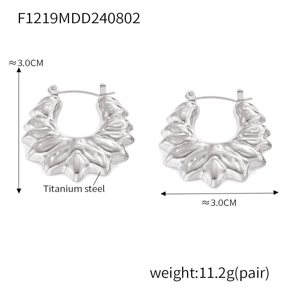 B廠【F1219】跨國歐美幾何異形空心花卉耳環復古花朵鈦鋼鍍18k金ins風潮流耳飾 24.08-2