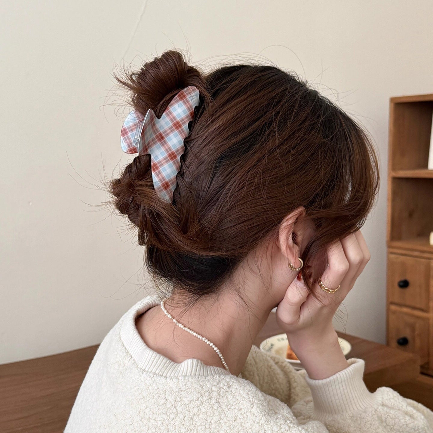 C廠【X128】簡約格紋抓夾女高級感2026新款韓系ins氣質髮夾後腦勺鯊魚夾頭飾
 26.04-3