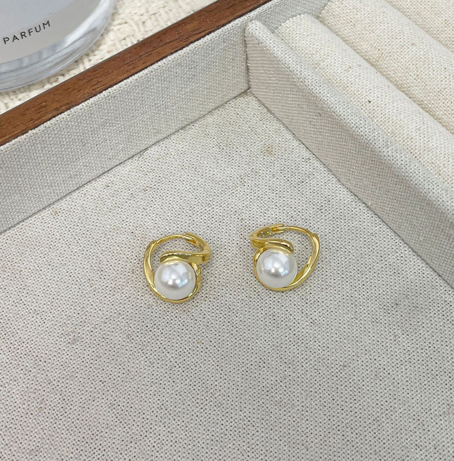 E廠【XDQ10141E】法式復古香檳色仿珍珠耳扣女S999純銀輕奢高級感耳環氣質耳飾
 26.01-2