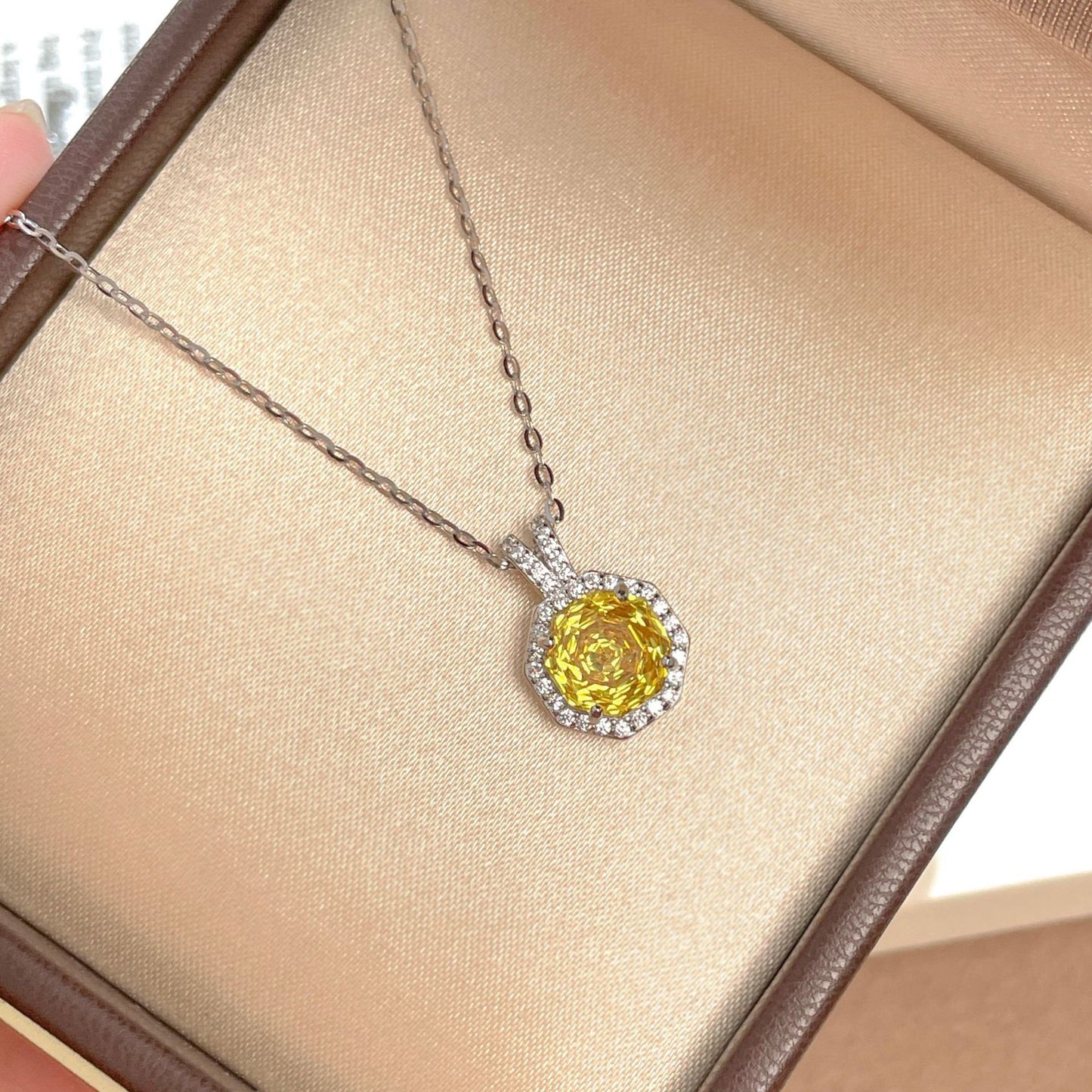 F廠【DQ2348N】S925純銀爆閃八角玫瑰切項鍊女高級感海藍玫瑰鋯石鎖骨鏈
 25.11-1