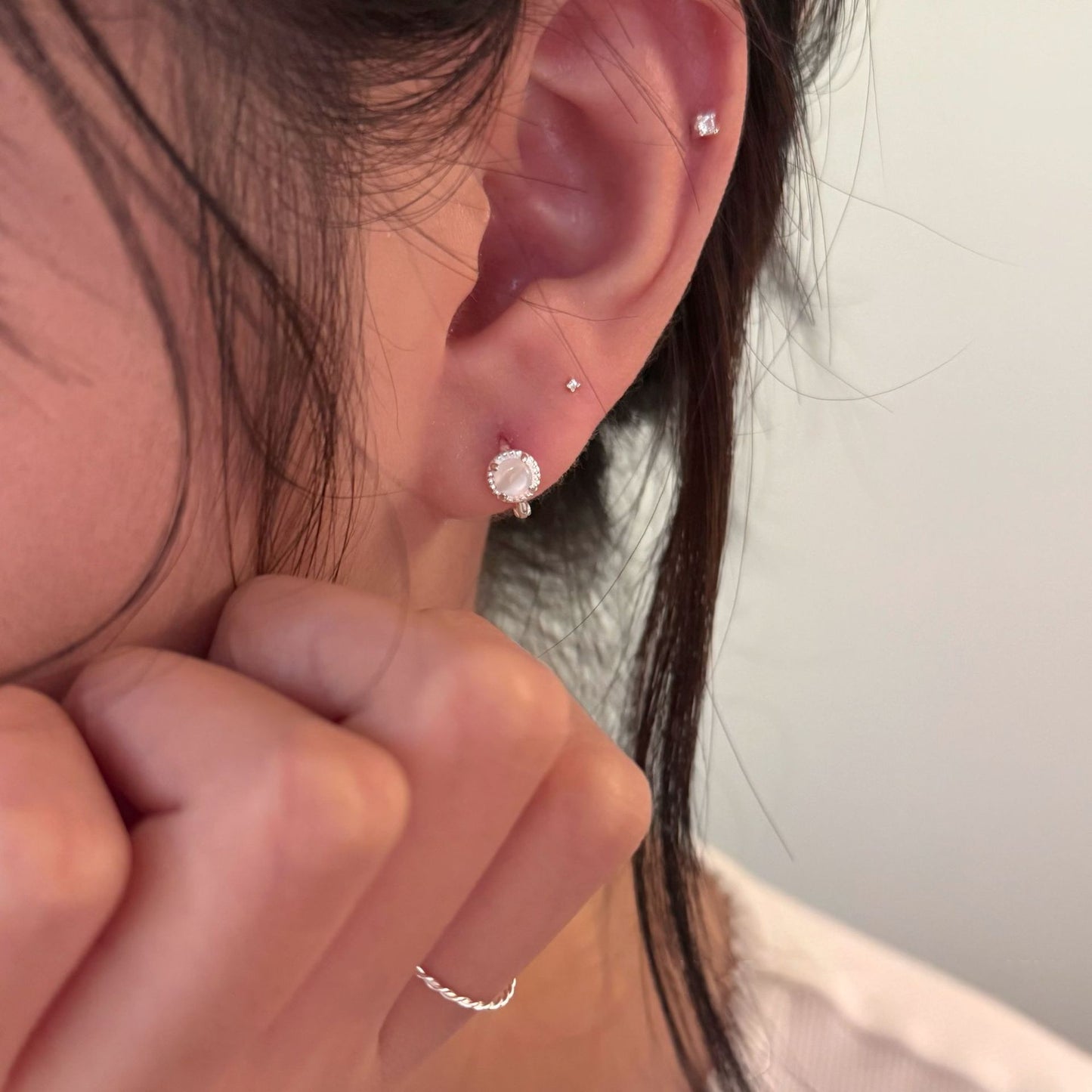 E廠【XDQ10652E】韓版簡約S925純銀仿貓眼石耳環女ins冷淡風耳環清冷感耳飾品
 26.01-1