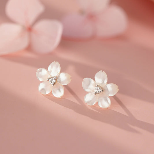 D廠【YC3953E】純銀S925新款氣質白貝花朵耳環女甜美可愛百搭小眾時尚耳飾
 25.11-3