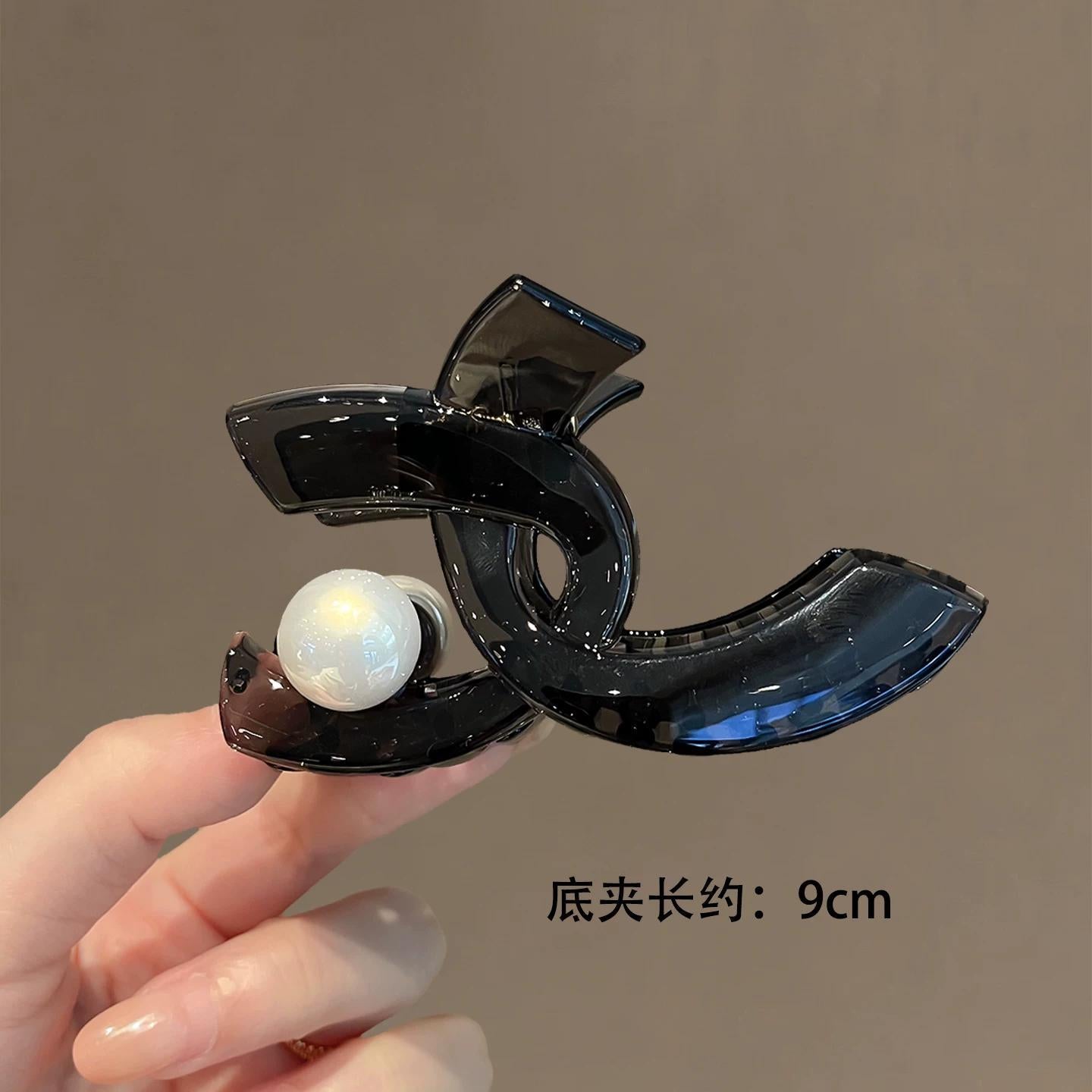 C廠【X279】高級感品質抓夾珍珠交叉時尚髮飾簡約氣質後腦勺半紮盤髮神器髮夾
 26.05-2「C廠-單筆結帳需滿，NT$500出貨(不含運費)」