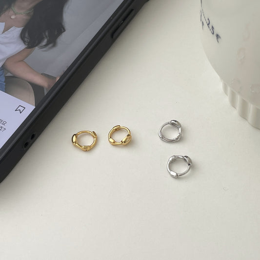 E廠【XDQ10200E】簡約設計迷你橢圓形耳扣女S925純銀時尚耳骨環素圈豆豆百搭耳飾
 26.03-3