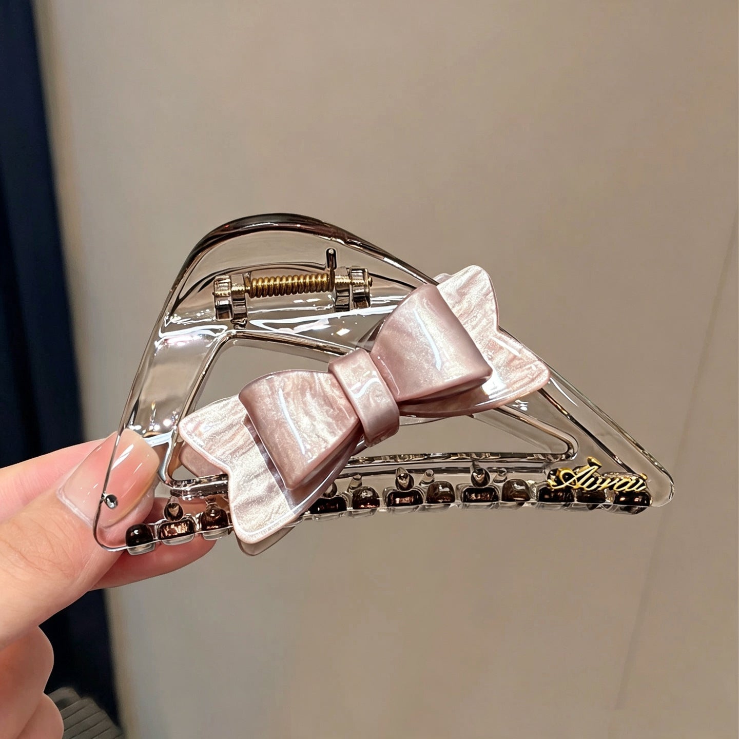 C廠【X698】法式輕奢風三角抓夾女大號醋酸蝴蝶結髮夾後腦勺盤髮鯊魚夾子髮飾
 26.08-2「C廠-單筆結帳需滿，NT$500出貨(不含運費)」