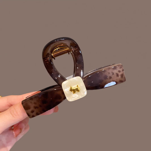 C廠【X84】高品質豹紋小狗抓夾大號高級感鯊魚夾子後腦勺盤髮復古髮夾頭飾女
 26.04-3