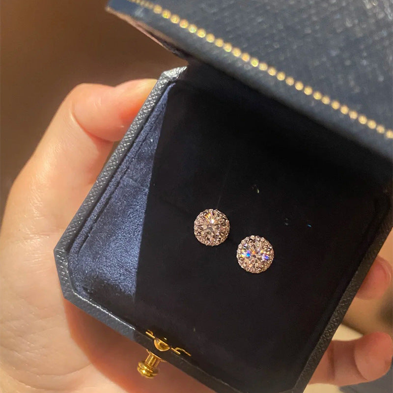 E廠【XDQ11273E】S925純銀爆閃滿鑽耳環女高級感四爪圓鋯時尚通勤耳飾
 25.12-1