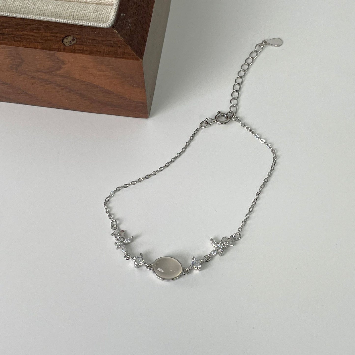 F廠【XDQ0862S】韓版簡約S925純銀天然白玉髓蝴蝶手鍊小清新設計ins風手飾女
 25.11-1