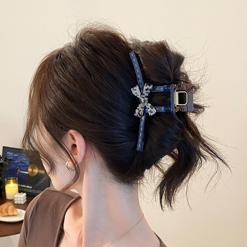 C廠【X224】豹紋蝴蝶結抓夾女2026新款髮量多氣質鯊魚夾盤髮後腦勺髮夾女頭飾
 26.05-1「C廠-單筆結帳需滿，NT$500出貨(不含運費)」