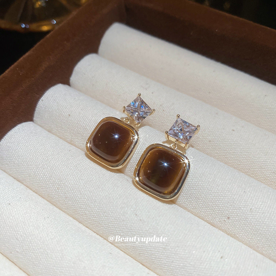 A廠【WE5194】18K真金電鍍925銀針虎眼石鋯石耳環 美拉德氣質耳環輕奢高級感耳飾女
 25.11-2