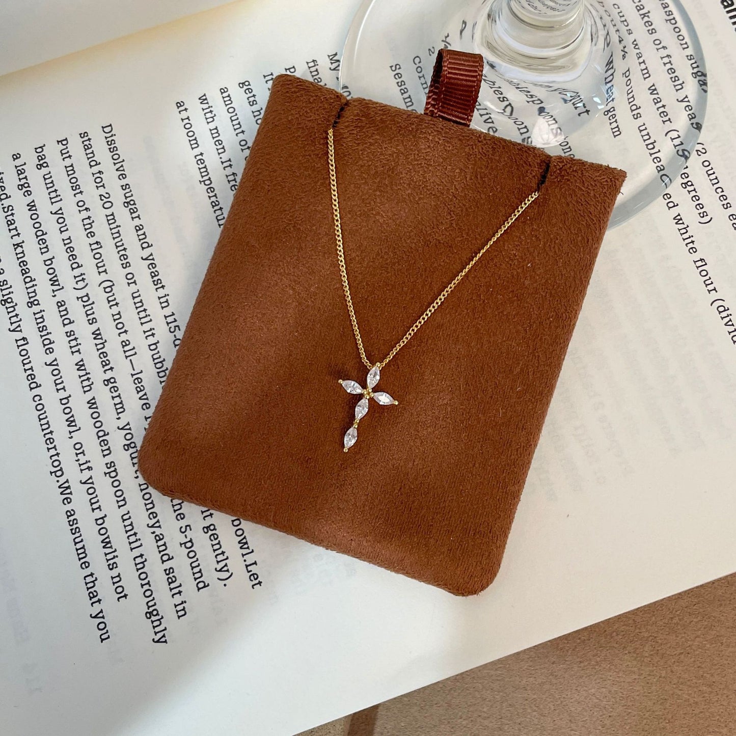 E廠【XDQ0337N】S925純銀日韓精緻菱形鋯石十字架項鍊女復古精緻ins鎖骨鏈潮
 26.01-1