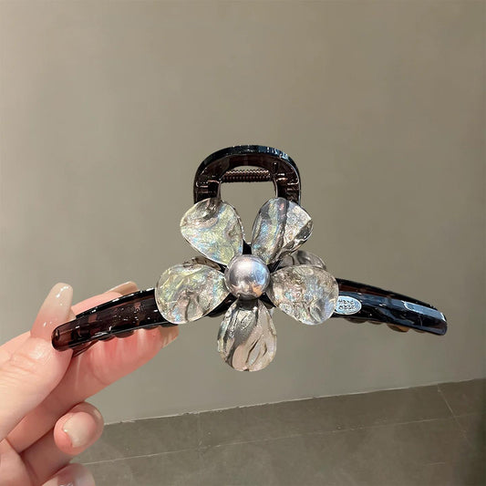 C廠【X421】高級感細閃花朵珍珠抓夾女後腦勺盤髮鯊魚夾氣質髮卡2026新款髮夾
 26.06-1「C廠-單筆結帳需滿，NT$500出貨(不含運費)」