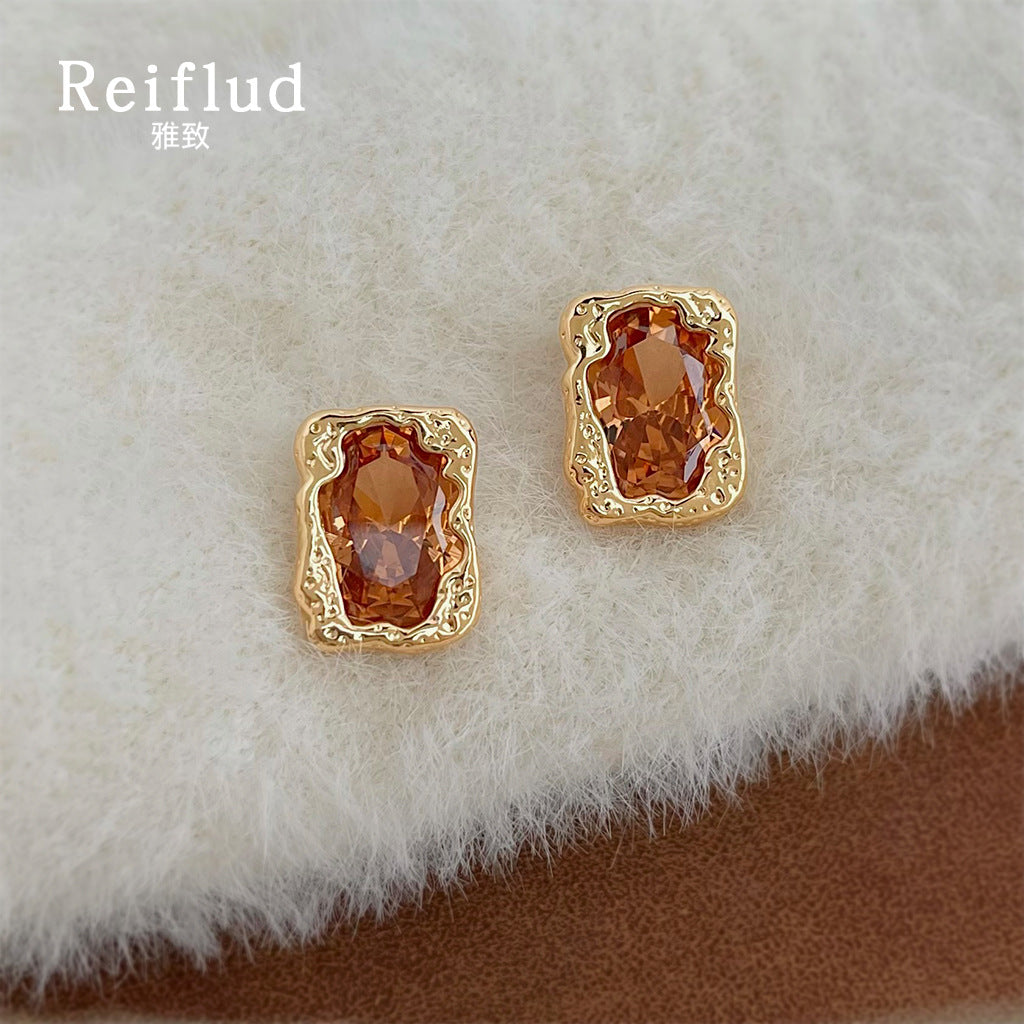 C廠【7074】秋冬色系淺咖香檳色液態高級感925銀針幾何長方形女
 25.11-2