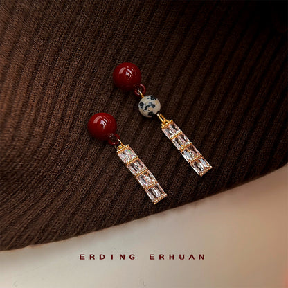 C廠【5281】小眾設計師不對稱AB款微鑲鋯石長款幾何酒紅耳飾新中式耳環女
 25.11-1