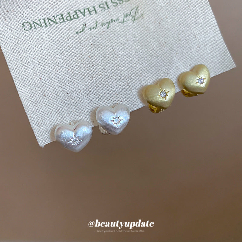 A廠【HE29325】鋯石鋯石拉絲愛心耳扣休閒時尚通勤日常百搭耳環輕奢氣質小眾耳環
 25.11-2