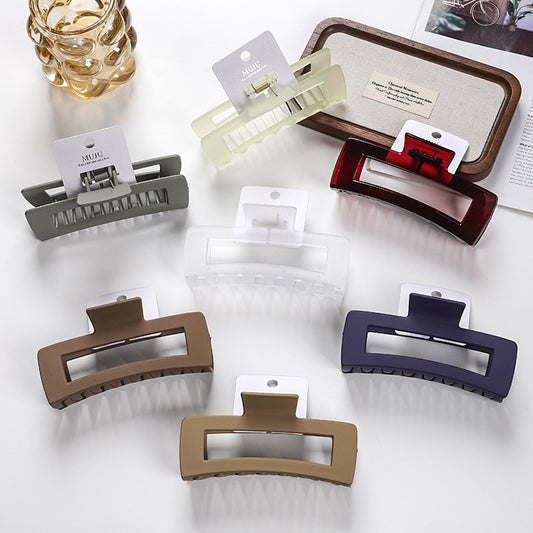 C廠【D343】13cm加大抓夾卡裝高級感方塊髮卡條碼髮飾鯊魚夾後腦勺髮夾
 25.11-4「C廠-單筆結帳需滿，NT$500出貨(不含運費)」