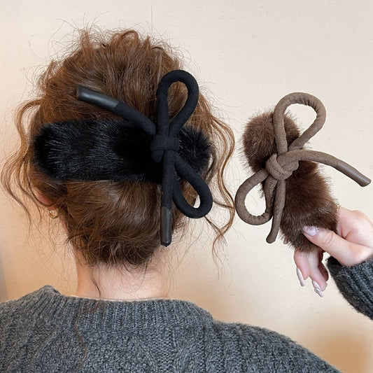 C廠【Y933】氣質蝴蝶結毛絨鴨嘴夾髮夾女大號抓夾2025新款高端後腦勺一字頭飾
 25.12-3