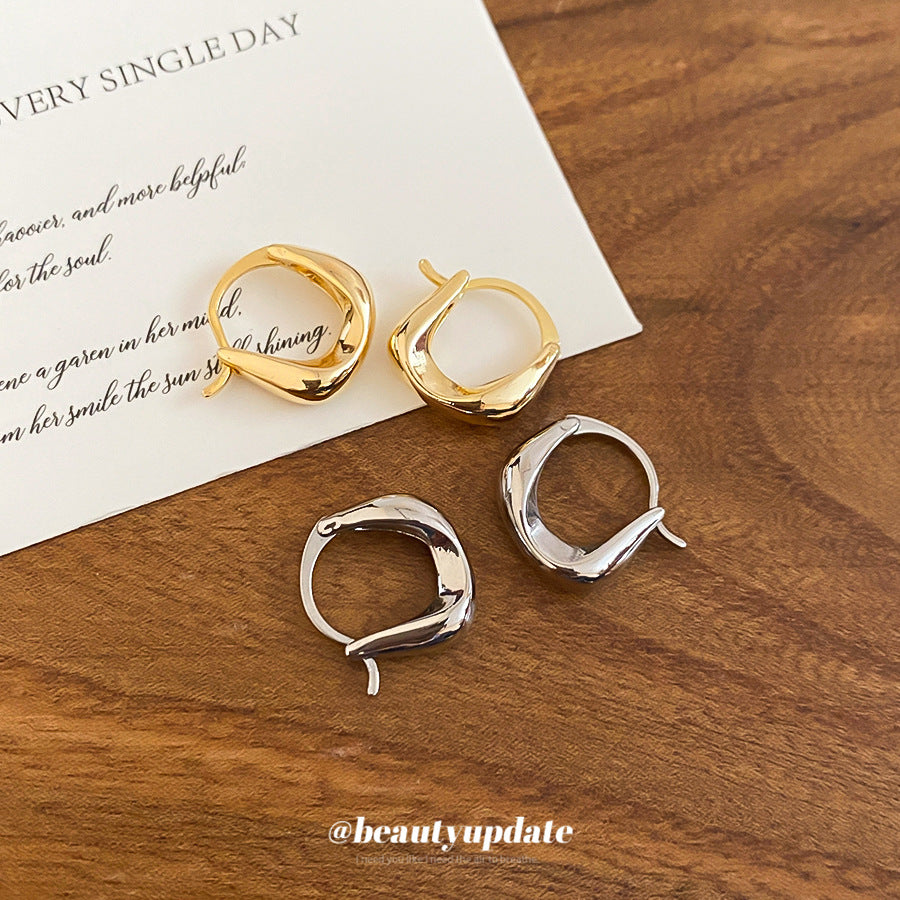 A廠【WE5033】18K真金電鍍U型耳扣休閒簡約冷淡風氣質耳環耳環輕奢高級感耳飾女
 25.10-5