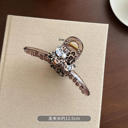 C廠【X706】豹紋珍珠花朵抓夾女高級感後腦勺盤髮夾2026新款鯊魚夾子頭髮髮飾
 26.08-2「C廠-單筆結帳需滿，NT$500出貨(不含運費)」