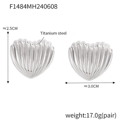 B廠【F1484】法式簡約線條紋理愛心耳環女復古vintage設計感氣質鈦鋼鍍金耳飾 24.06-3