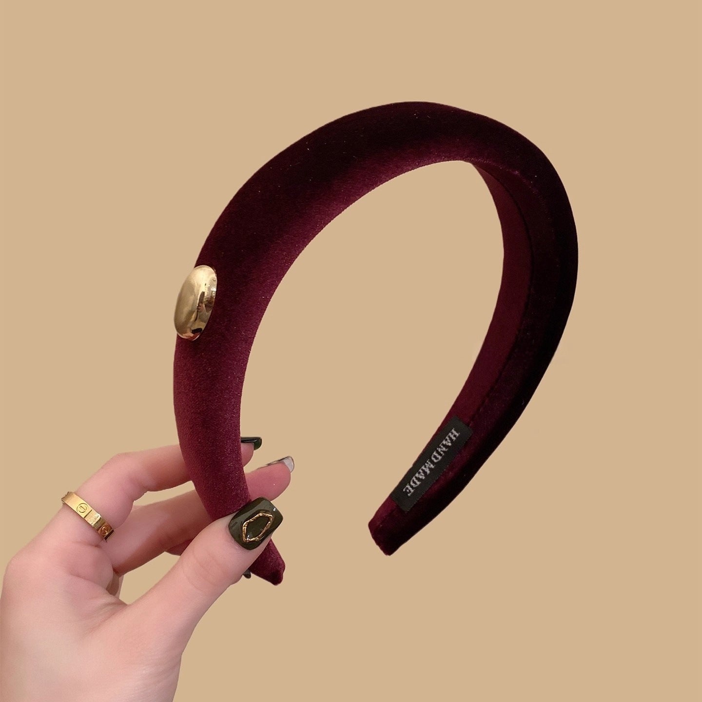 C廠【Y985】新年聖誕復古絲絨金標髮箍女洋氣時尚高顱頂氣質顯白百搭頭箍髮飾
 25.12-4「C廠-單筆結帳需滿，NT$500出貨(不含運費)」