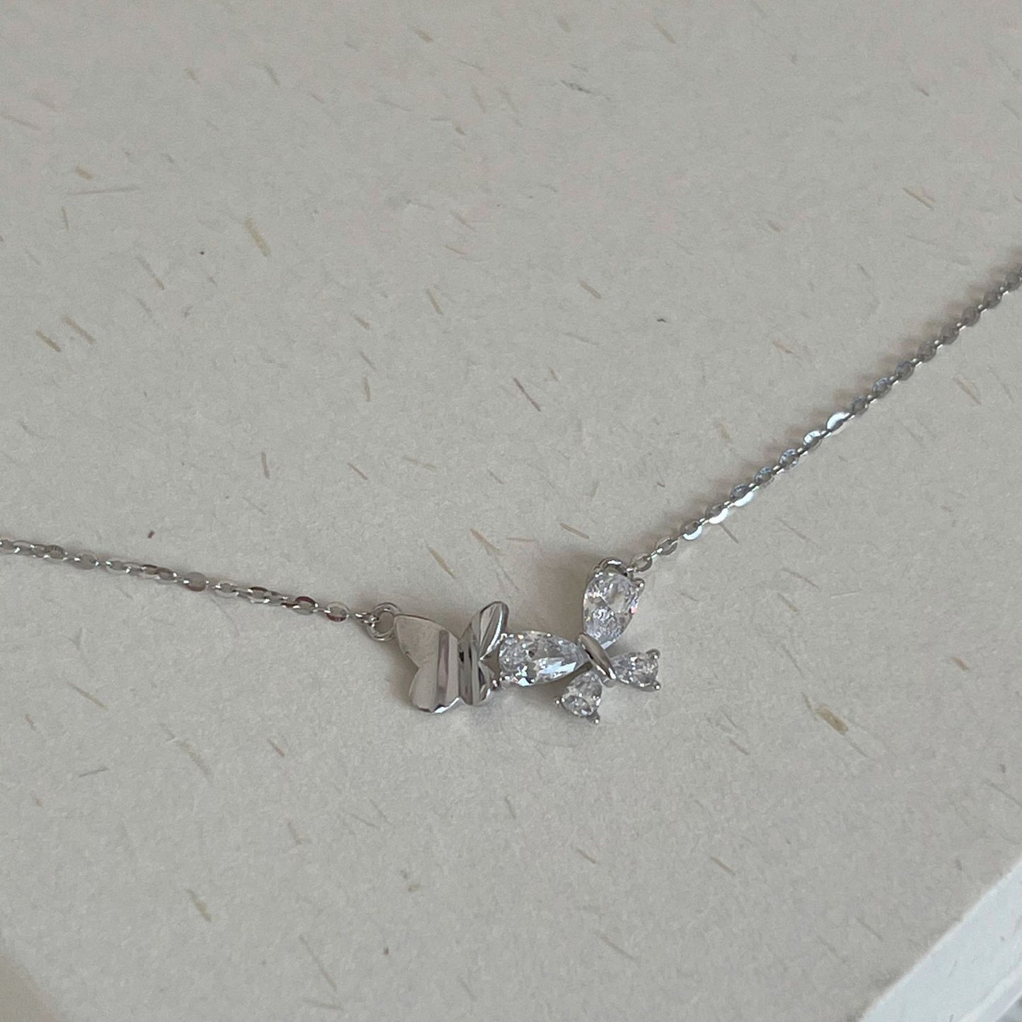F廠【XDQ1115N】S925純銀法式高級感雙蝴蝶項鍊女簡約輕奢鑲鋯石氣質鎖骨鏈潮
 25.11-2