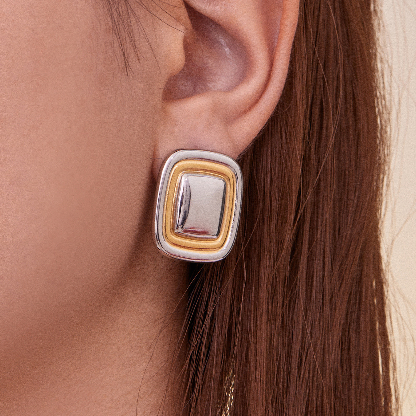 B廠【F625】跨境新款不鏽鋼空心8子耳環ins小眾設計耳環鍍18k金不掉色
 25.11-1