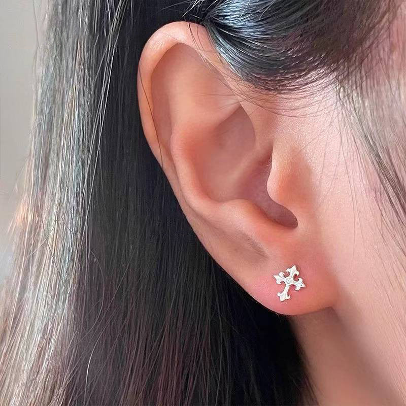 F廠【XDQ10910E】小眾設計S999純銀十字架耳環女簡約高級感鳶尾花迷你日常耳飾
 25.11-2