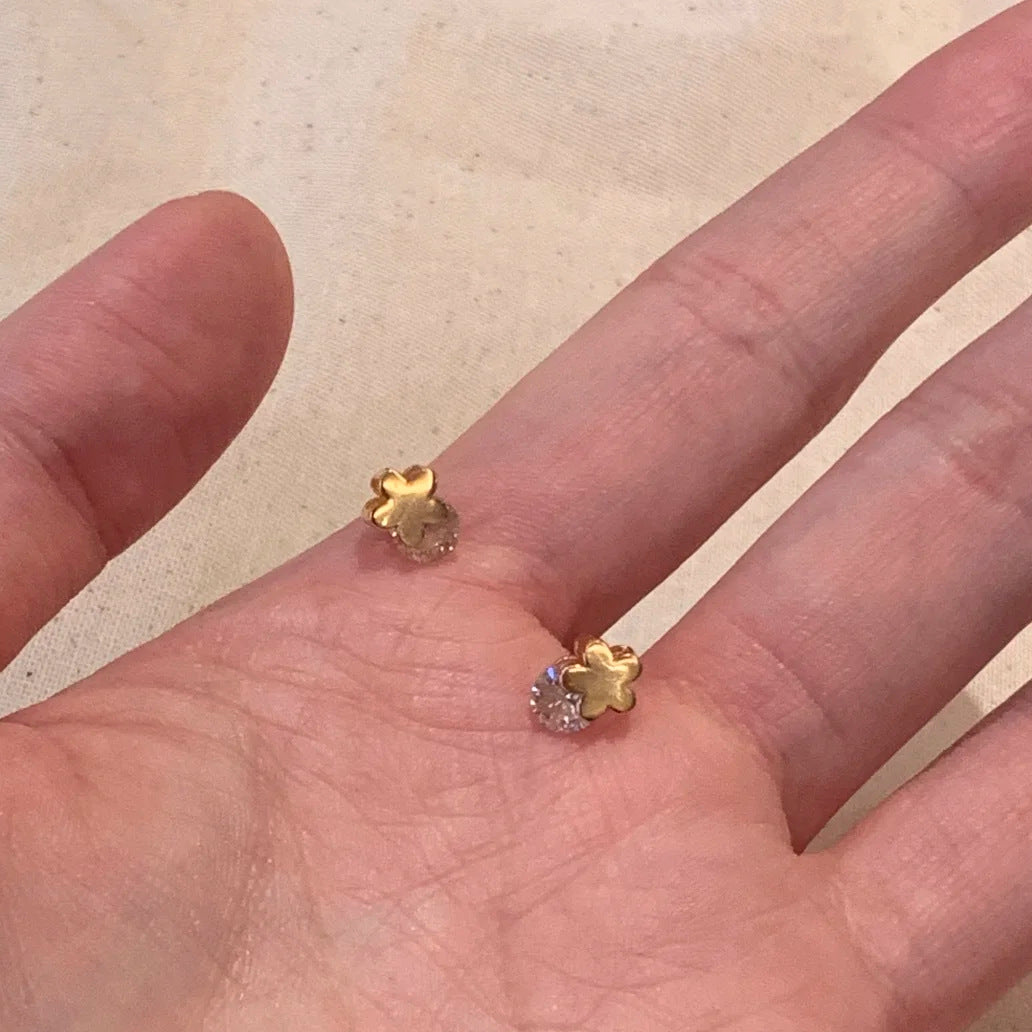 E廠【XDQ10190E】S925純銀精緻小眾閃鑽花朵耳環女簡約ins風小花鋯石百搭耳飾
 26.03-2