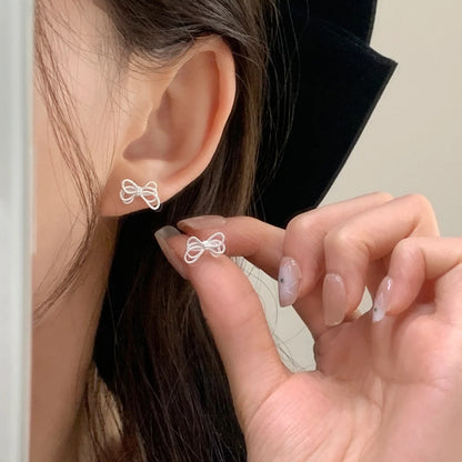 E廠【XDQ10642E】S925純銀韓版ins蝴蝶結耳環女冷淡風不規則感繩結精緻耳飾潮
 26.01-1