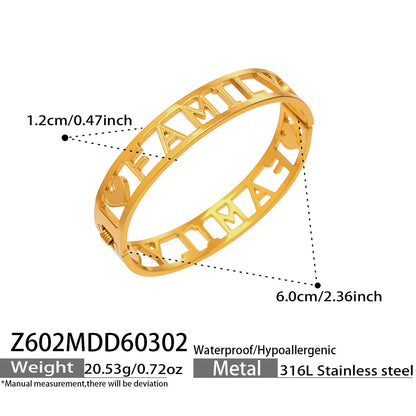 B廠【Z601】歐美ins輕奢風鏤空FAMILY字母愛心卡扣手鐲不鏽鋼18k鍍金時尚手飾
 26.03-3