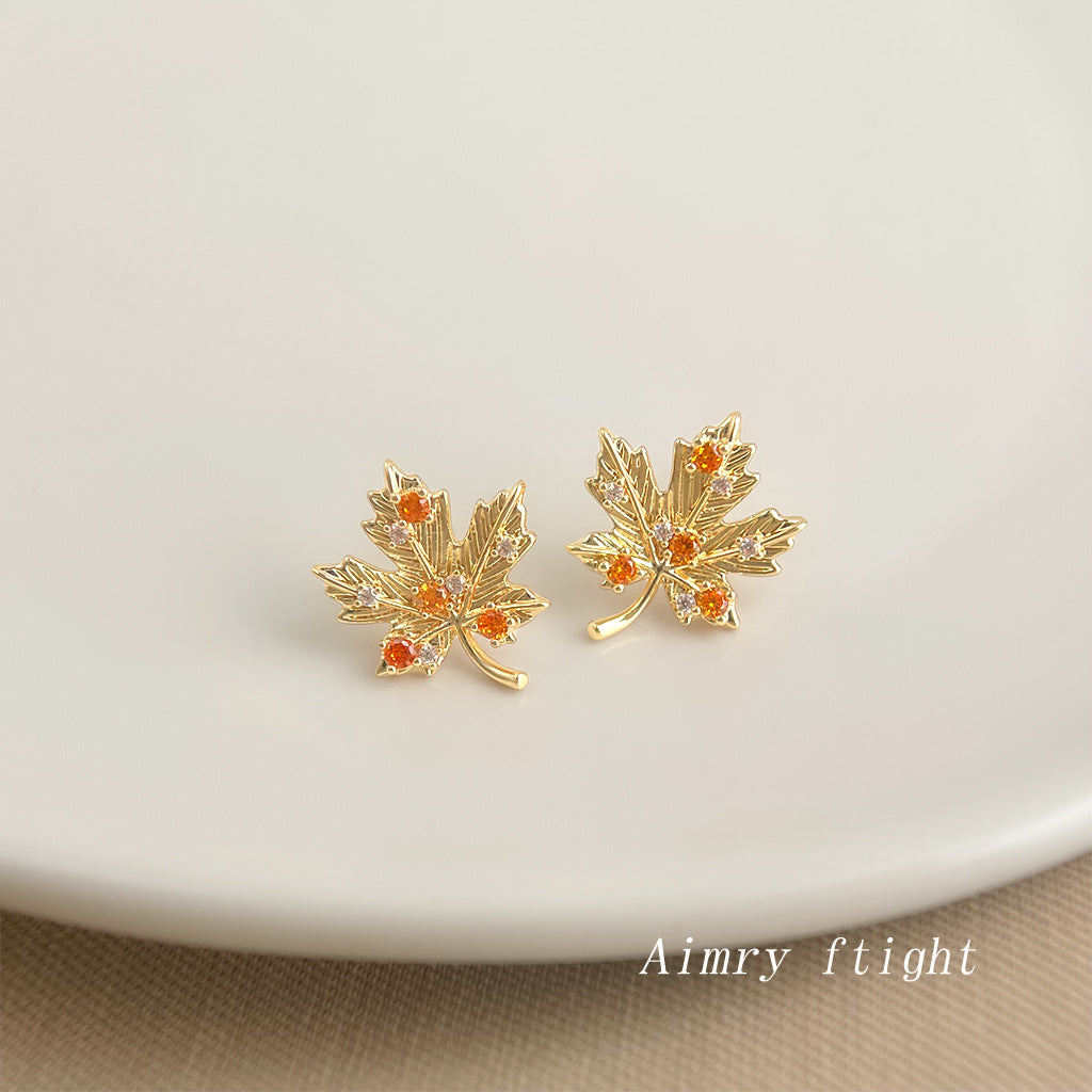 A廠【7161】原創楓葉設計師款微鑲鋯石925銀針秋冬款時尚高級感新款耳飾耳環
 25.11-4