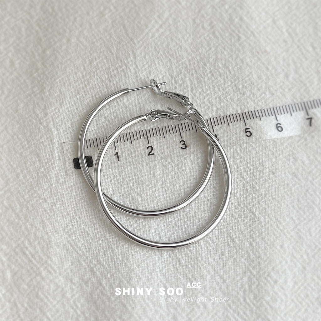 A廠【7120】極簡主義時尚高級感簡約圓大耳環個性小眾ins冷淡風耳飾女
 25.11-3