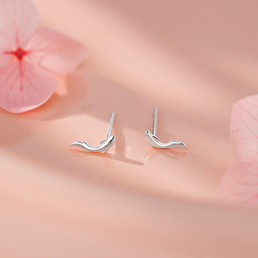 D廠【YC4234E】足銀S999錦鯉耳環輕奢設計感新款精緻小巧好運上岸養耳洞耳飾
 26.01-2