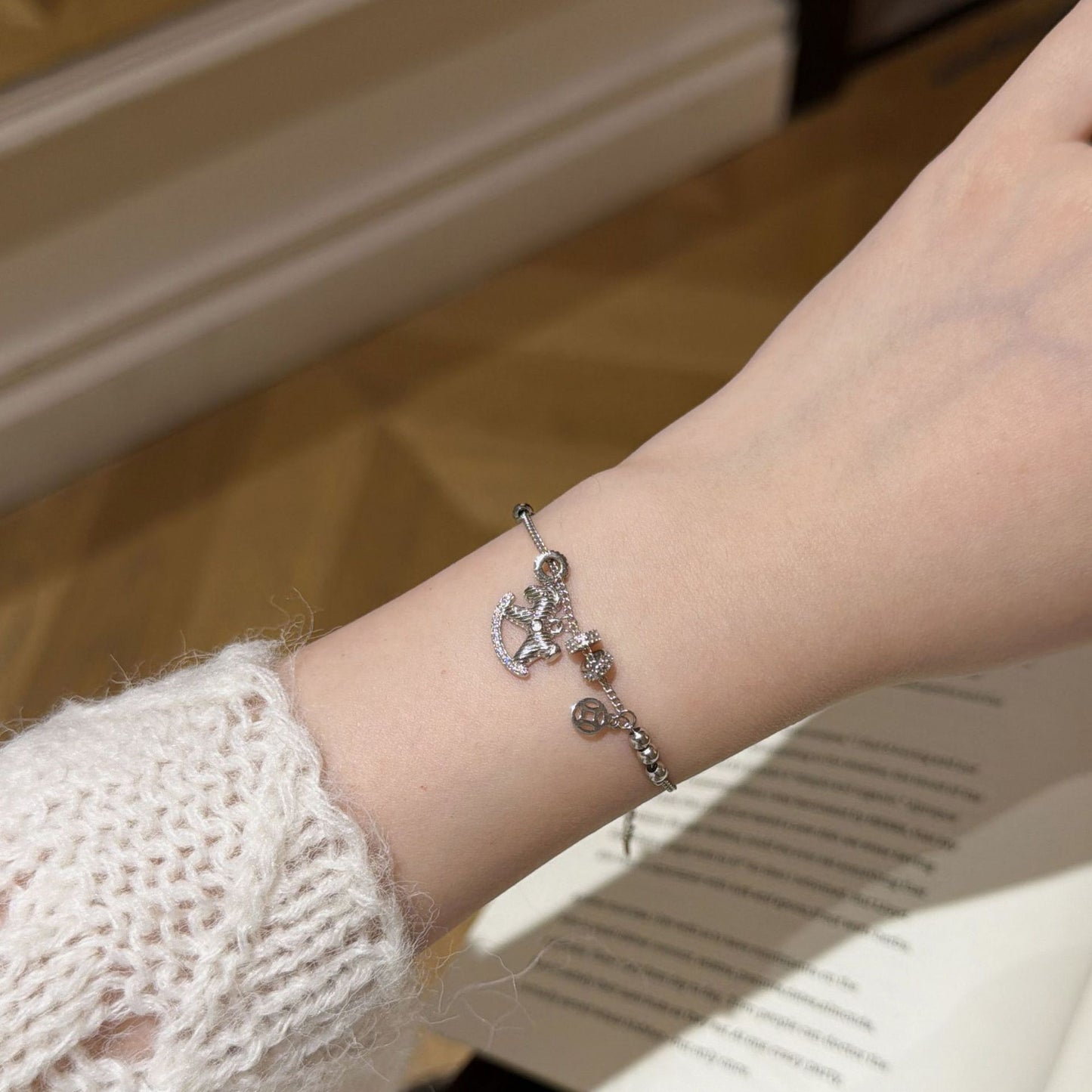 E廠【XDQ0028S】925純銀馬上有錢木馬手鍊中古風搖搖馬本命年生肖馬手飾
 25.12-2