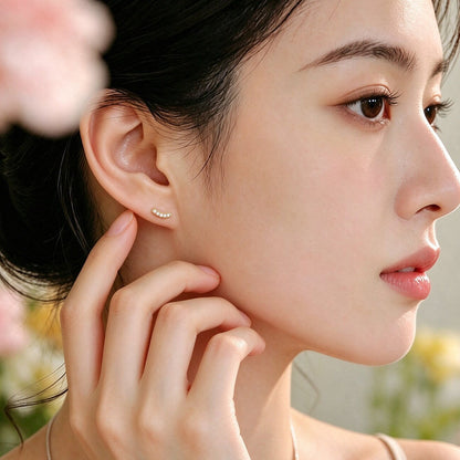 D廠【YC3614E】足銀S99弧形耳釘
 26.10-1