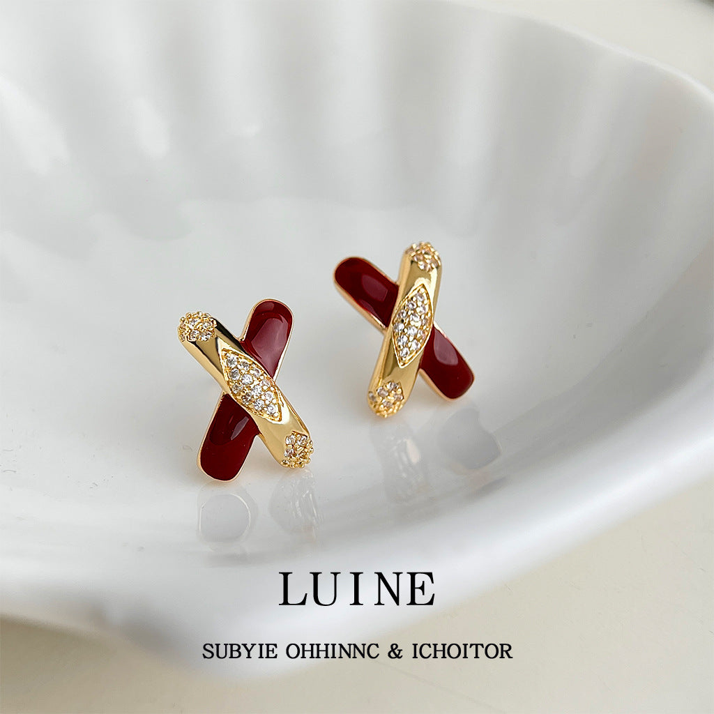 A廠【7229】時尚高級感微鑲鋯石s925銀針琺瑯滴釉酒紅色新款個性叉叉耳環耳飾
 25.12-2