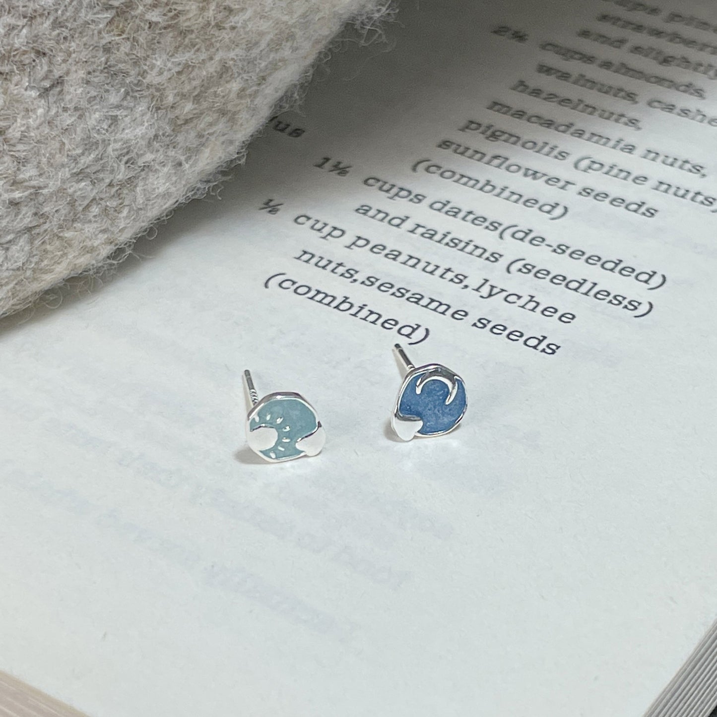 E廠【XDQ11376E】S999純銀不對稱月亮太陽耳環女時尚個性暈染琺瑯通勤百搭耳飾
 25.11-4