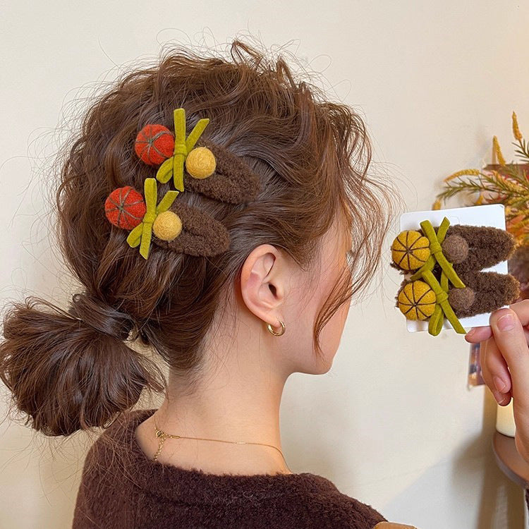 C廠【P60】秋冬毛氈球蝴蝶結髮夾女毛絨瀏海夾2025新款高端邊夾百搭髮卡髮飾
 25.12-2「C廠-單筆結帳需滿，NT$500出貨(不含運費)」