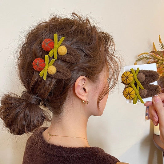 C廠【P60】秋冬毛氈球蝴蝶結髮夾女毛絨瀏海夾2025新款高端邊夾百搭髮卡髮飾
 25.12-2「C廠-單筆結帳需滿，NT$500出貨(不含運費)」