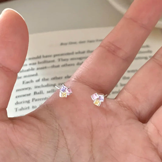 E廠【XDQ10728E】甜美簡約S999純銀幾何方塊耳環女ins時尚彩鑽少女風百搭耳飾
 26.04-3