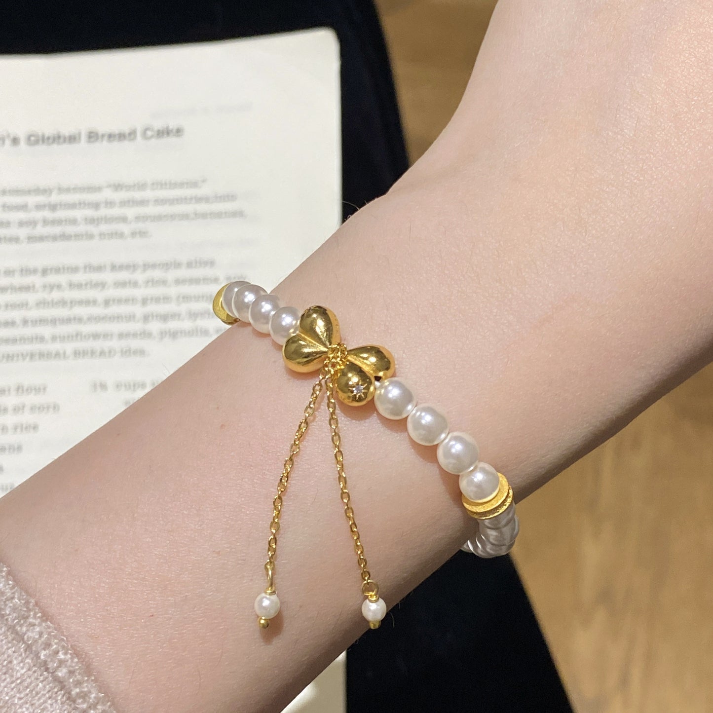 F廠【XDQ0120S】高級感小眾仿珍珠手串女S925純銀屁桃蝴蝶結流蘇手環手飾
 25.11-1